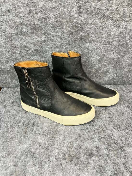 Frye Shoes - Frye Gia Lug Zip Black Leather Ankle Bootie Sneakers Size 7M